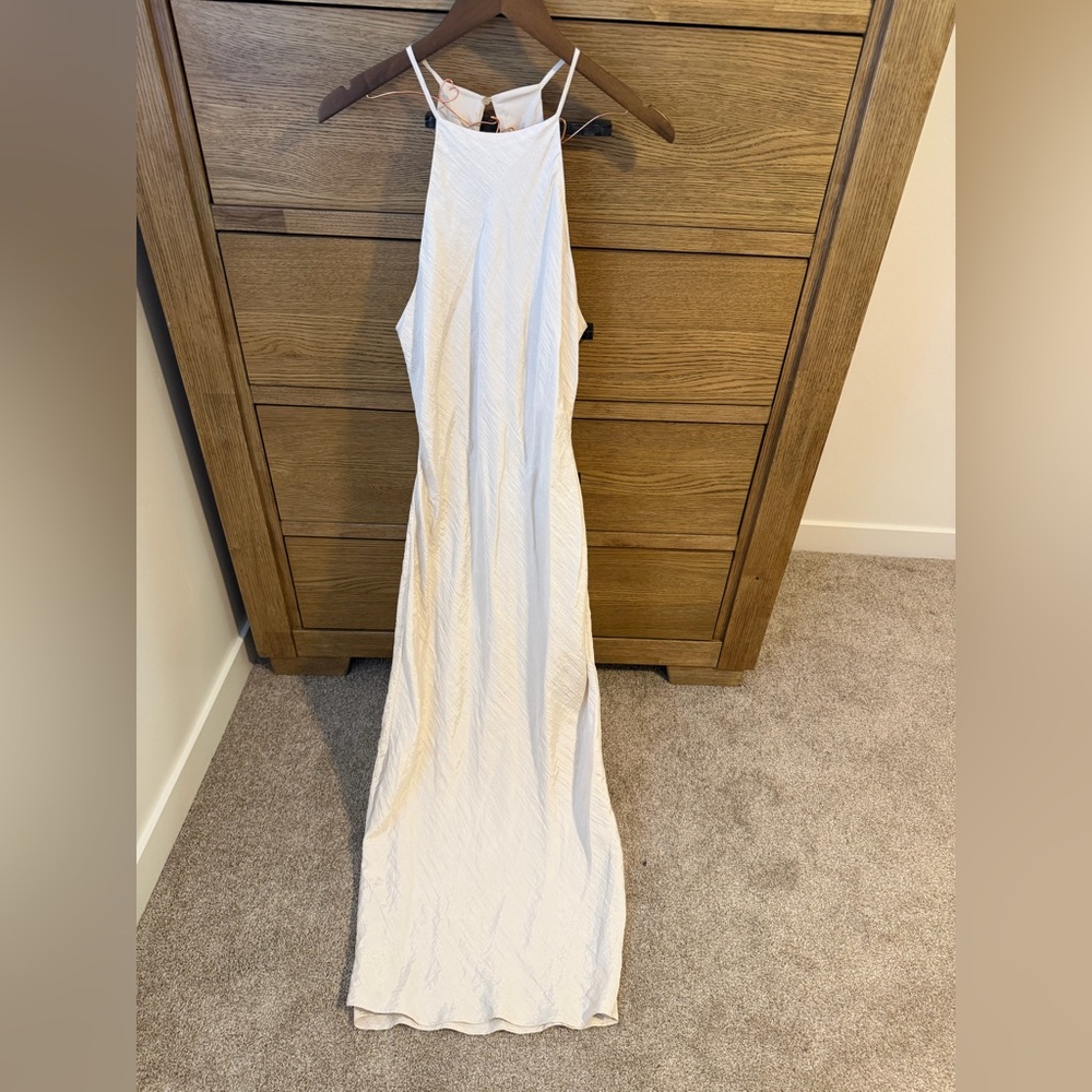 Blu Pepper Cream Maxi Dress